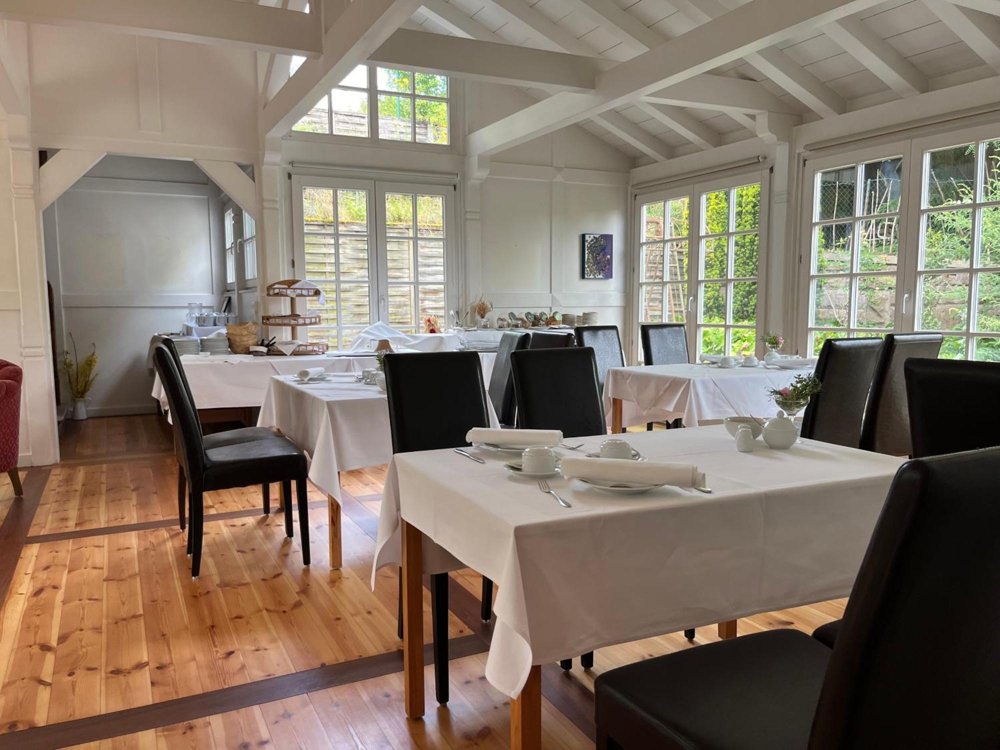 Hotel Hahn Gondelsheim 외부 사진