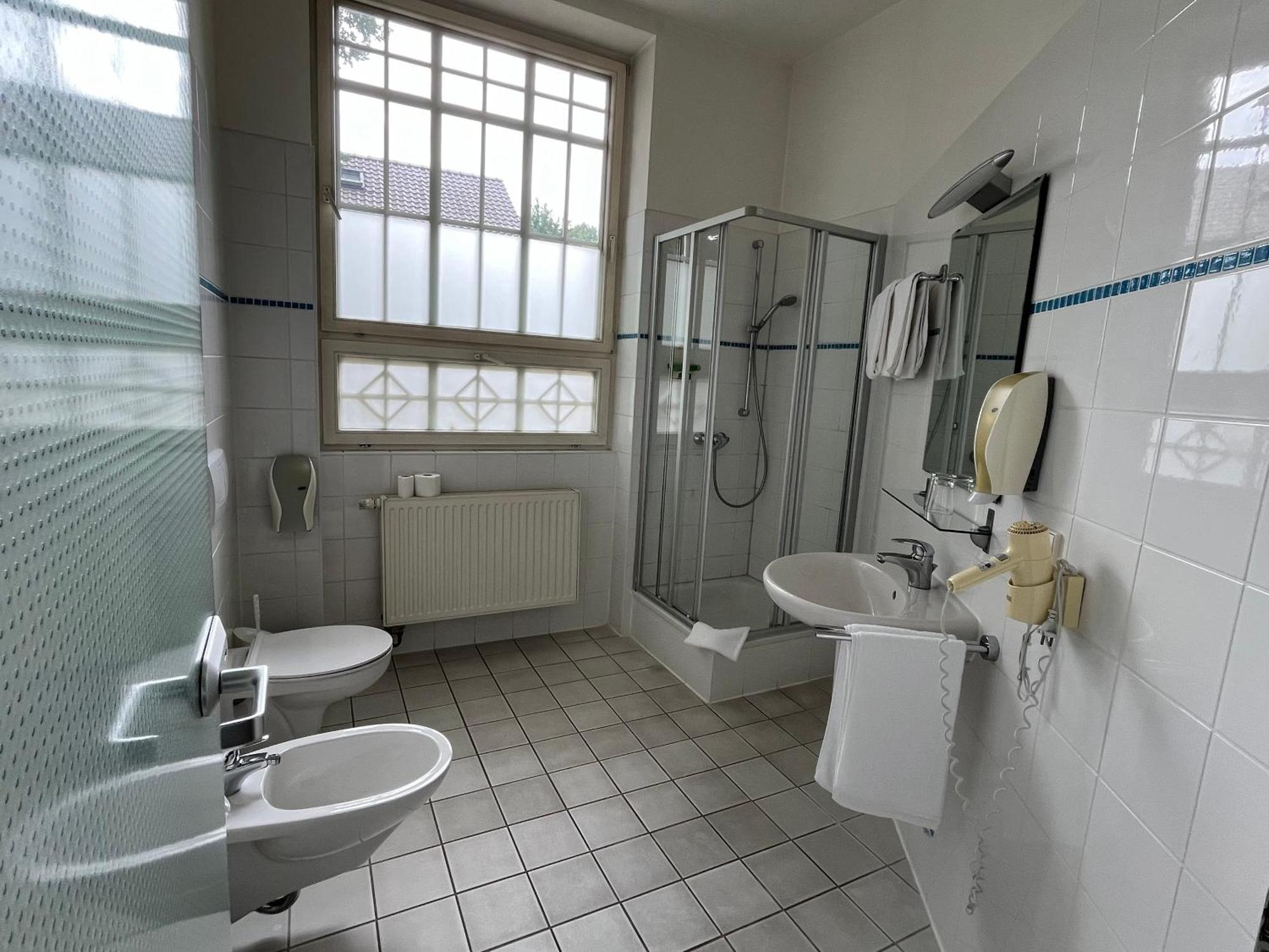 Hotel Hahn Gondelsheim 객실 사진